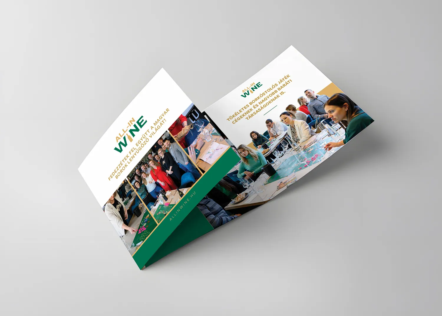 Fold-out leaflet, standing