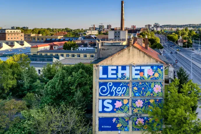 The billboard from above